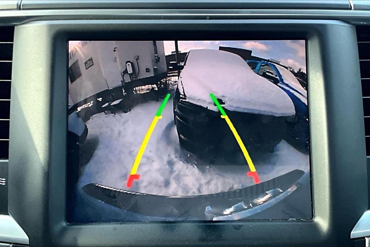 2022 RAM 1500 Classic SLT Plus Crew Cab | 6'4" Bed | Max Tow Pkg | 4X4 Photo