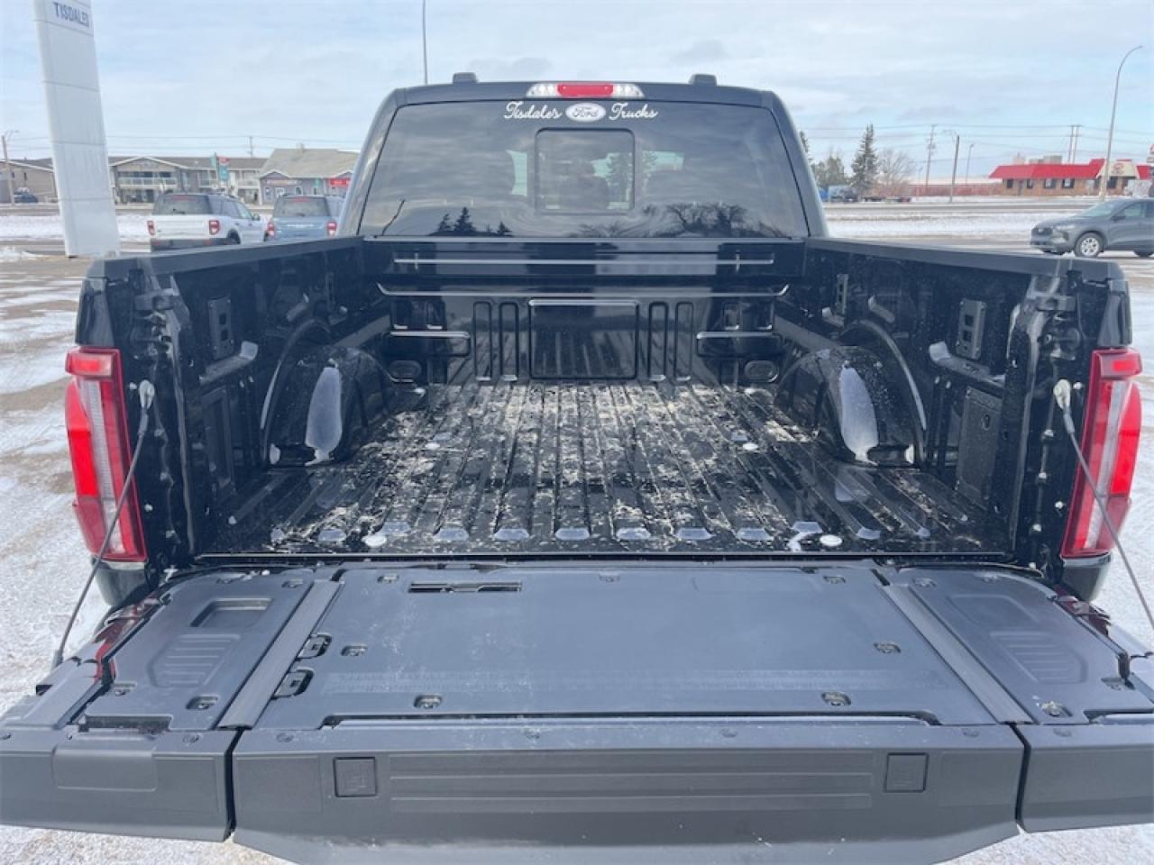 2026 Ford F-150 King Ranch  - Leather Seats Photo5