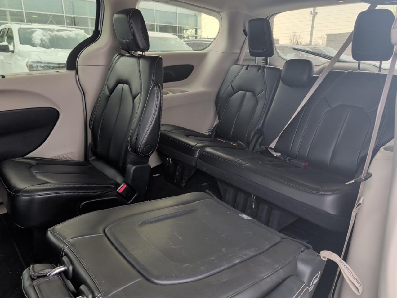 2023 Chrysler Pacifica Touring L  - Apple CarPlay - $99.93 /Wk Photo