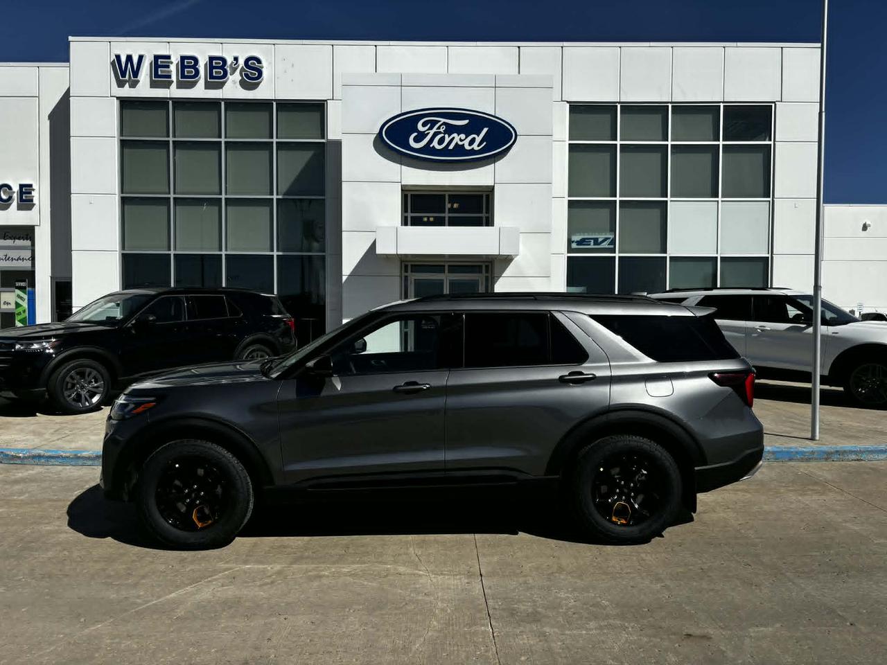 2026 Ford Explorer Tremor 4WD Photo4