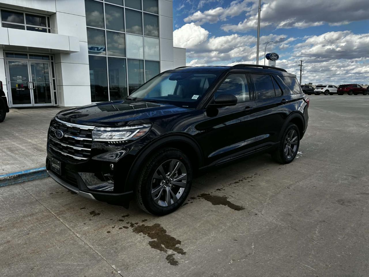 2026 Ford Explorer Active 4WD Photo0