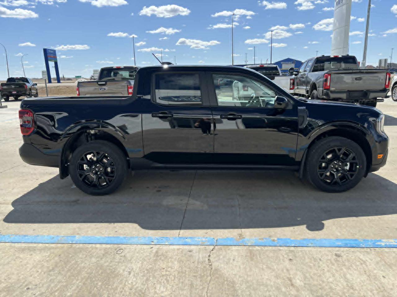 2026 Ford Maverick Lariat AWD SuperCrew Photo3