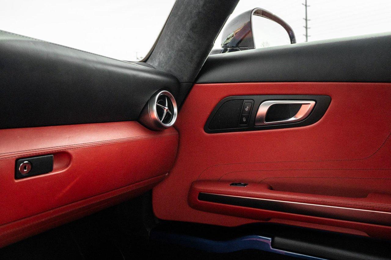 2011 Mercedes-Benz SLS AMG SLS AMG Photo