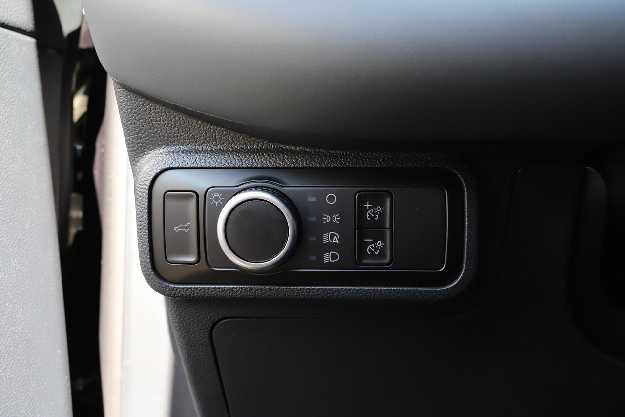 2026 Ford Explorer Active w/200A Pkg 4WD Photo