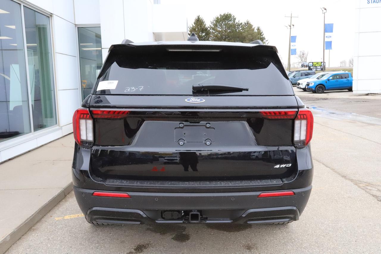 2026 Ford Explorer ST-Line 4WD Photo4