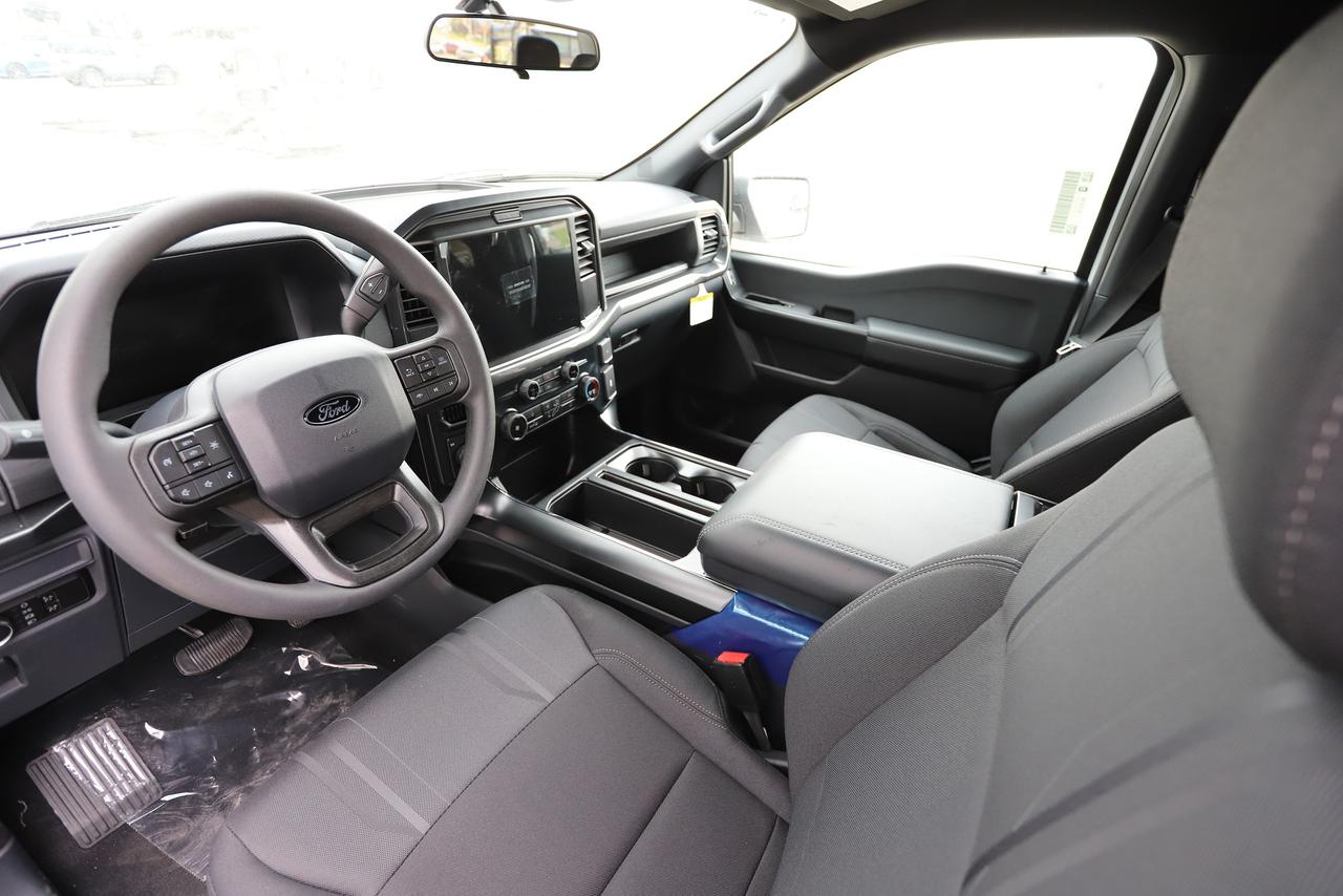 2026 Ford F-150 STX 4WD SuperCrew 5.5' Box Photo