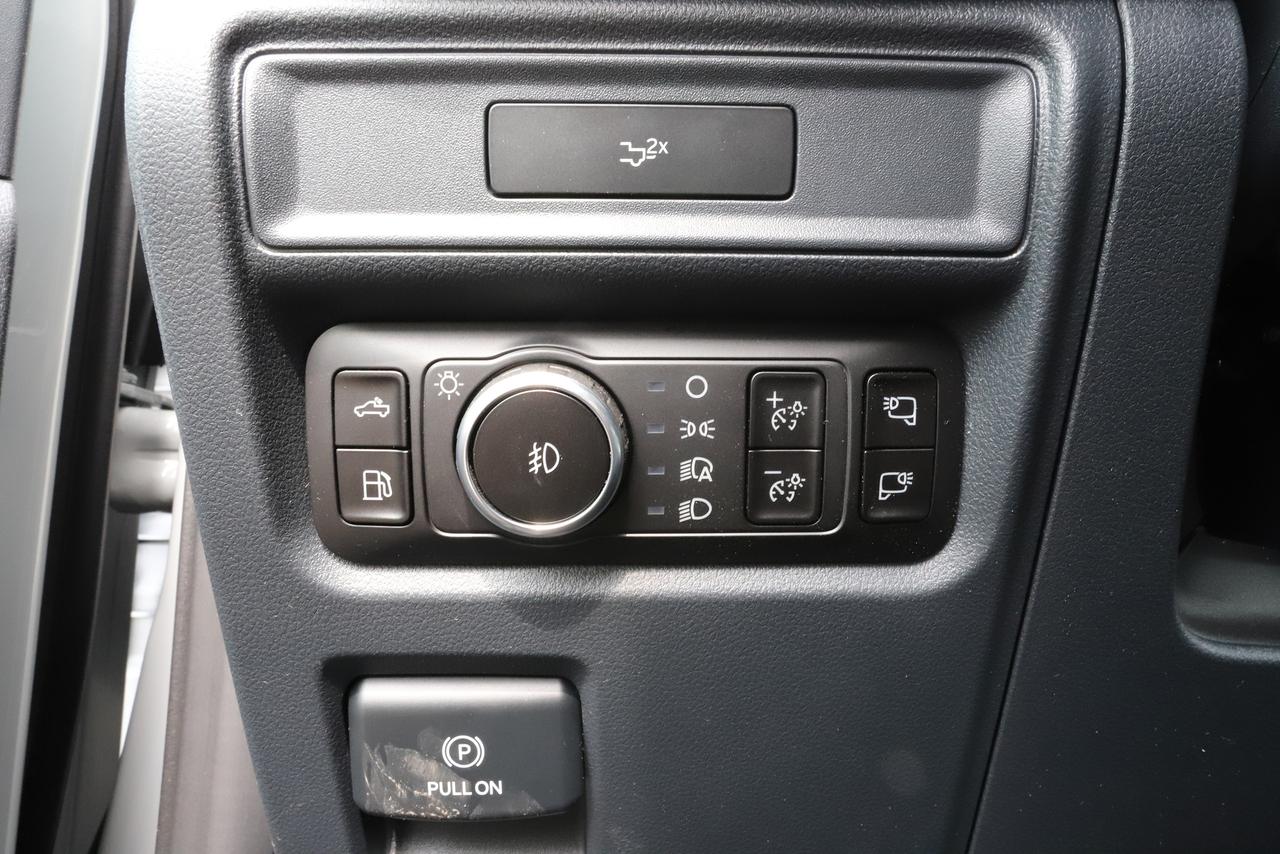 2026 Ford F-150 XLT 4WD SuperCrew 5.5' Box Photo