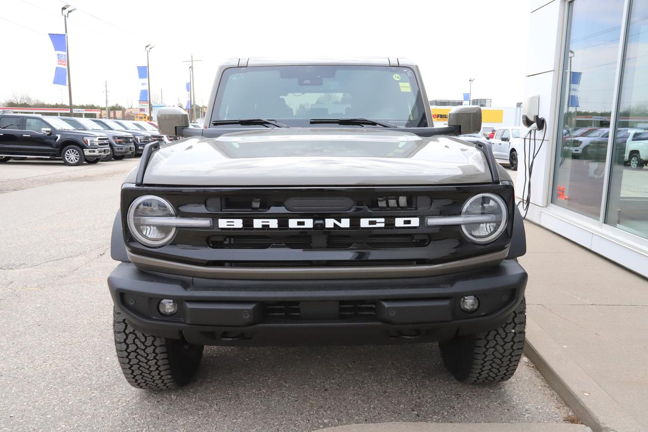 2026 Ford Bronco OUTER BANKS 4 DOOR 4X4 Photo