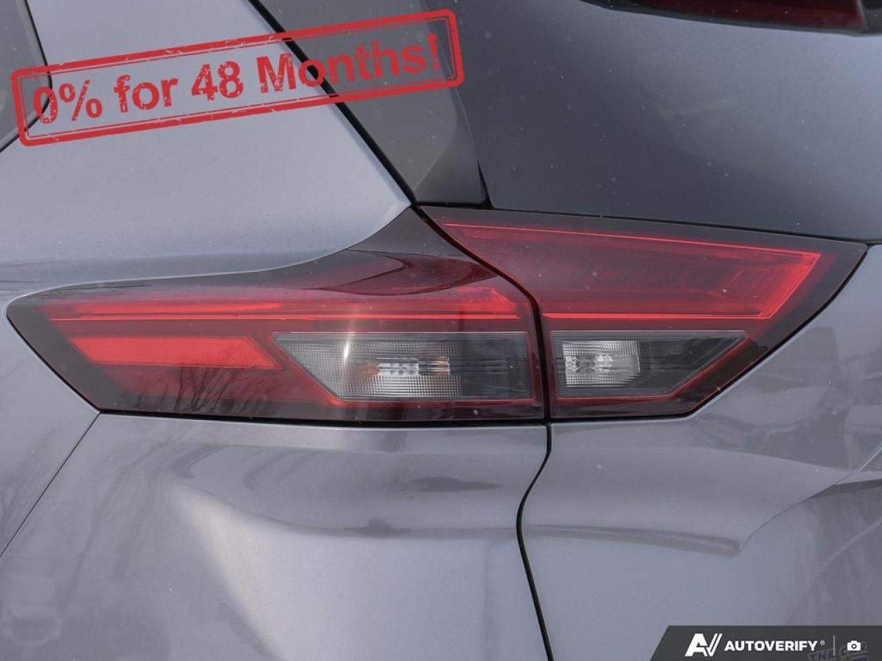 2024 Nissan Rogue SV MOONROOF Photo