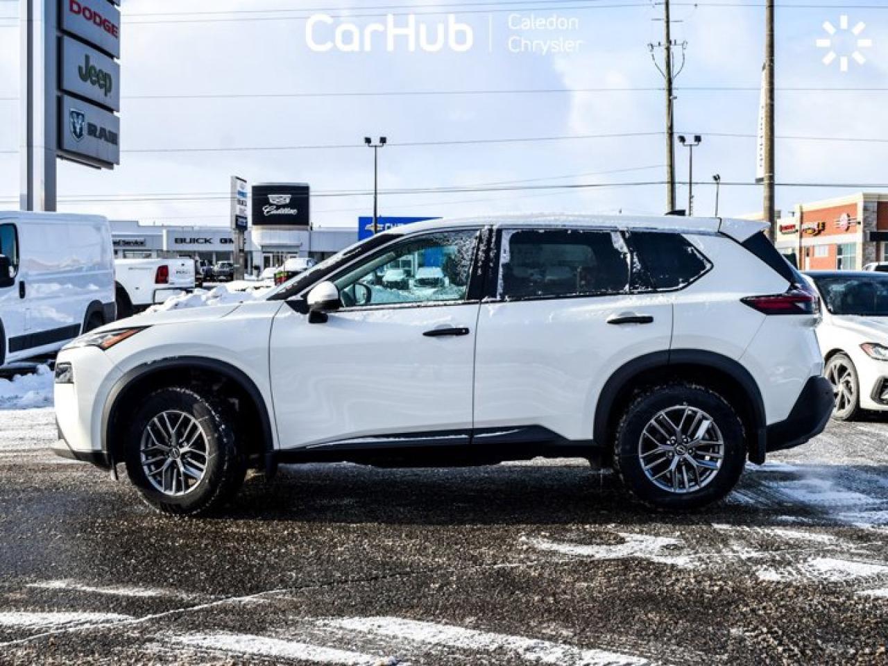 2023 Nissan Rogue S AWD Blind Spot Heated Front Seats Apple Car play 17"Alloy Photo