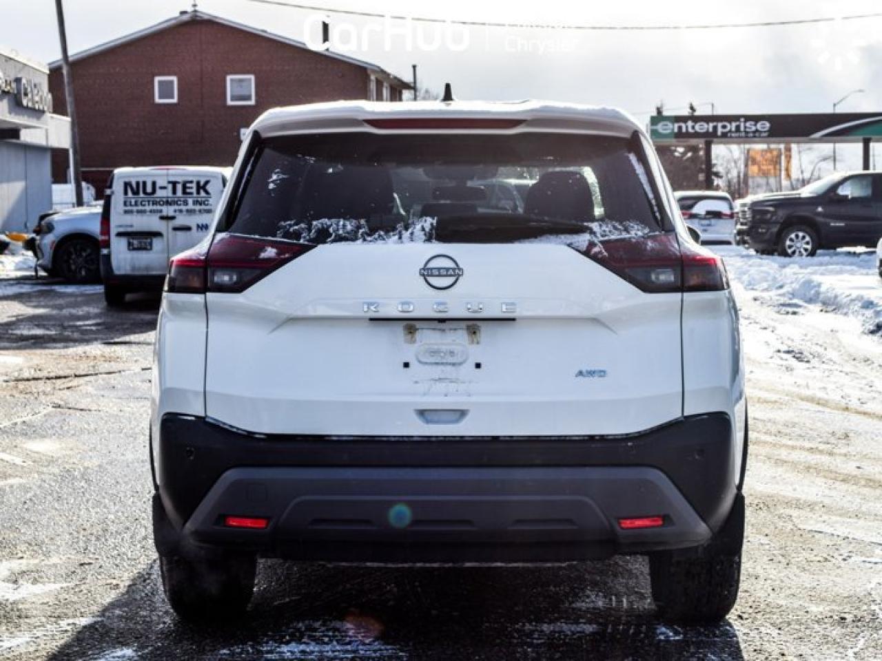 2023 Nissan Rogue S AWD Blind Spot Heated Front Seats Apple Car play 17"Alloy Photo