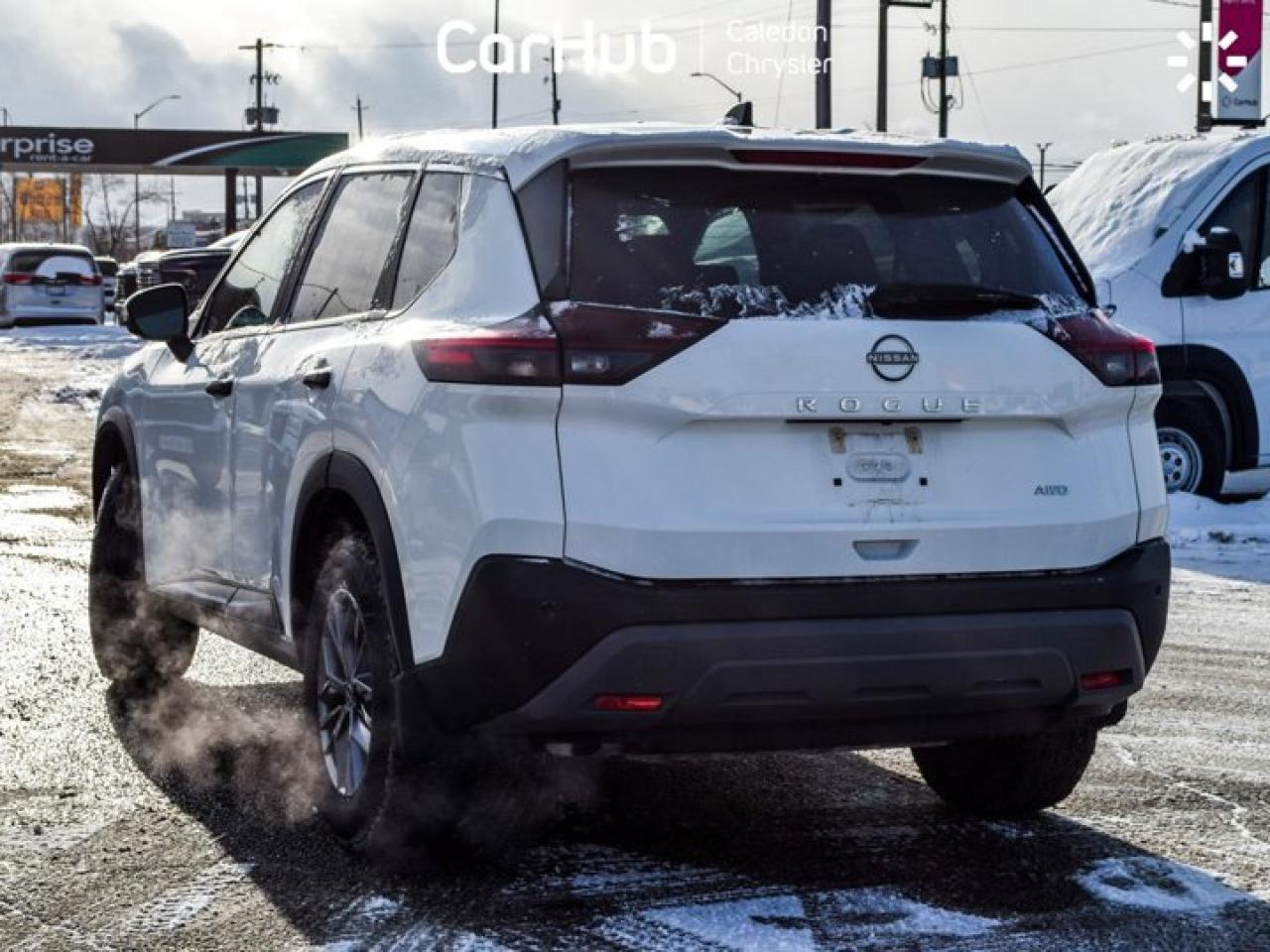 2023 Nissan Rogue S AWD Blind Spot Heated Front Seats Apple Car play 17"Alloy Photo