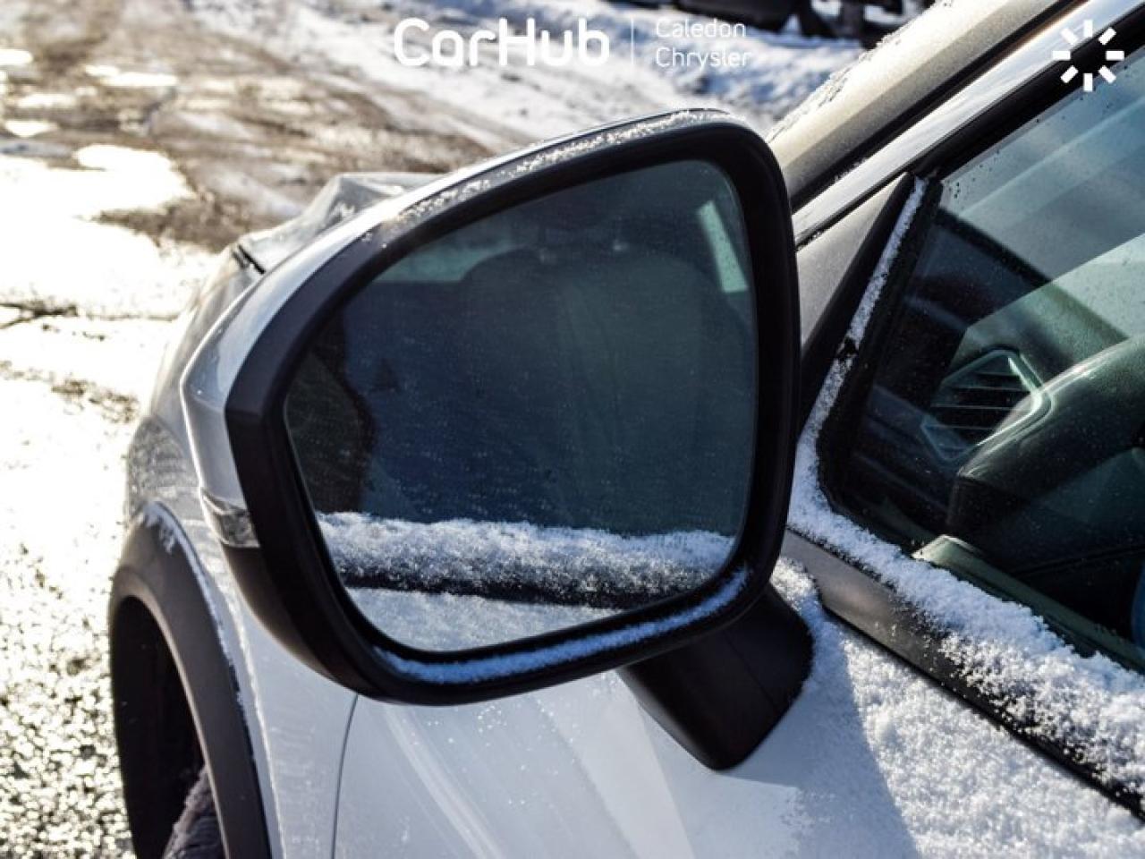 2023 Nissan Rogue S AWD Blind Spot Heated Front Seats Apple Car play 17"Alloy Photo