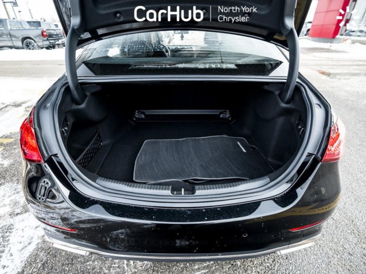 2024 Mercedes-Benz C-Class C 300 AMG Package Panoroof Navi 360 Cam Blind Spot Assist Photo