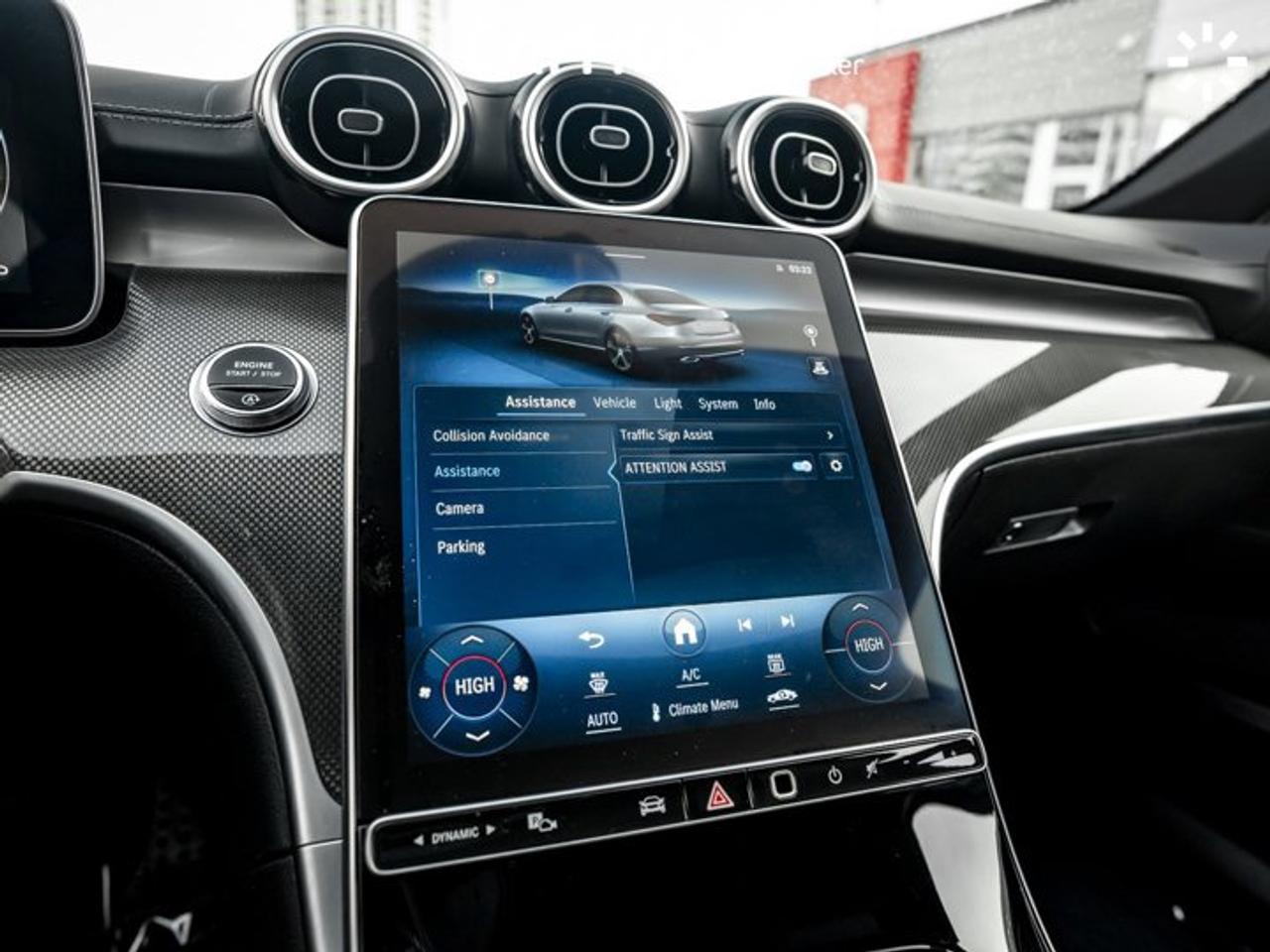 2024 Mercedes-Benz C-Class C 300 AMG Package Panoroof Navi 360 Cam Blind Spot Assist Photo