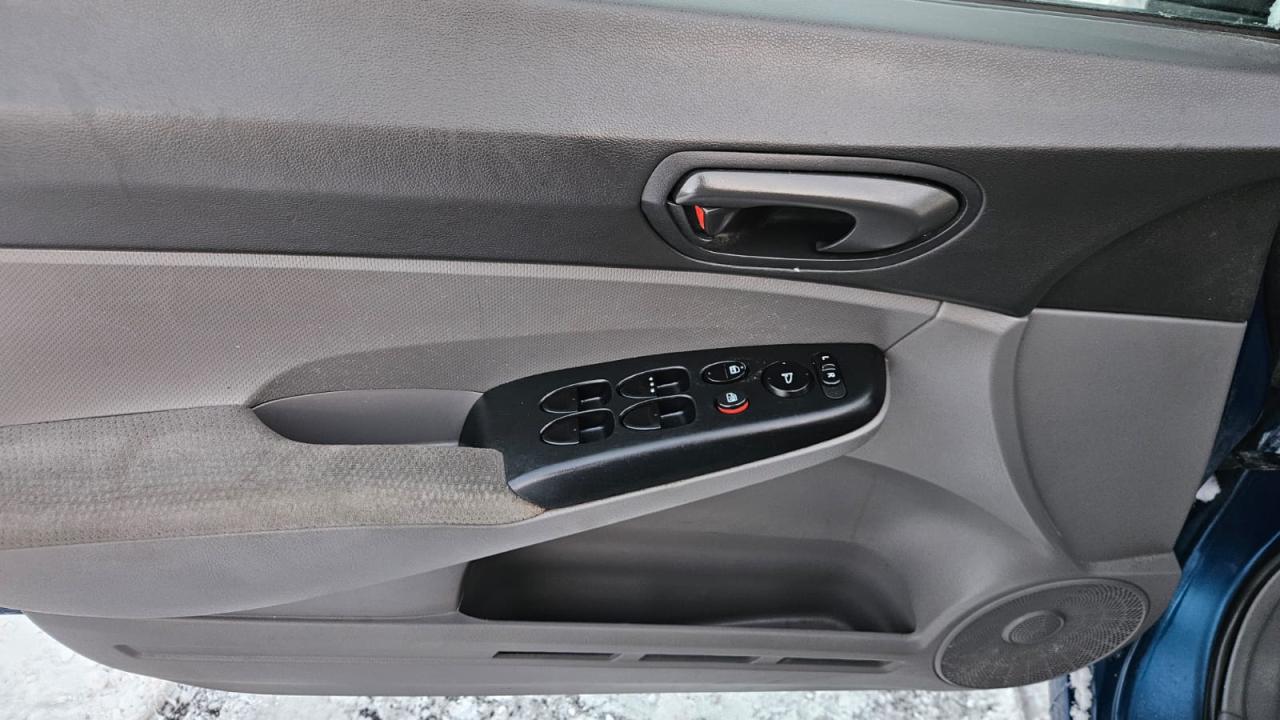 2011 Honda Civic LX Photo