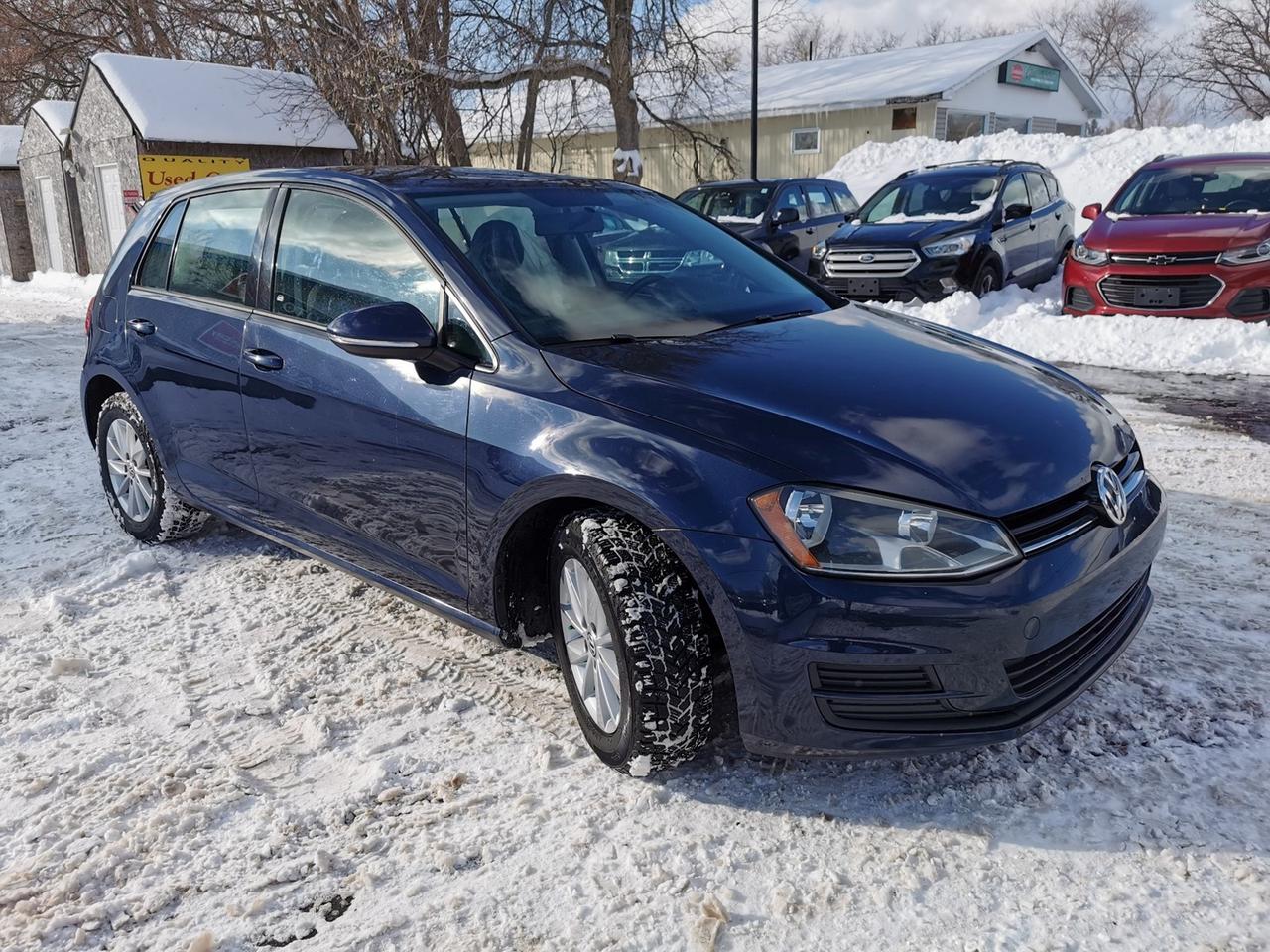 2016 Volkswagen Golf COMFORTLINE Photo