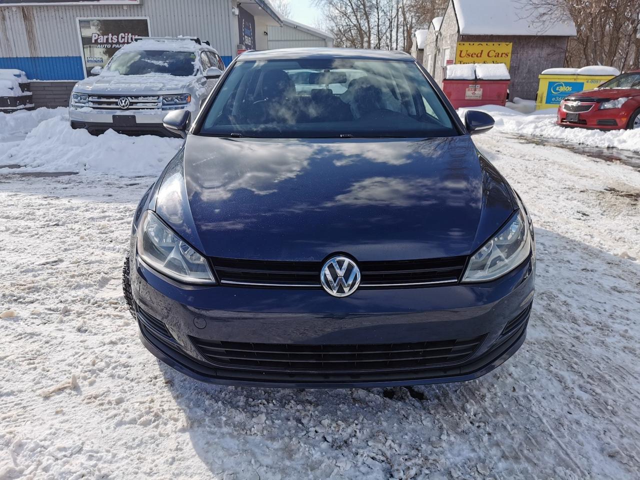 2016 Volkswagen Golf COMFORTLINE Photo