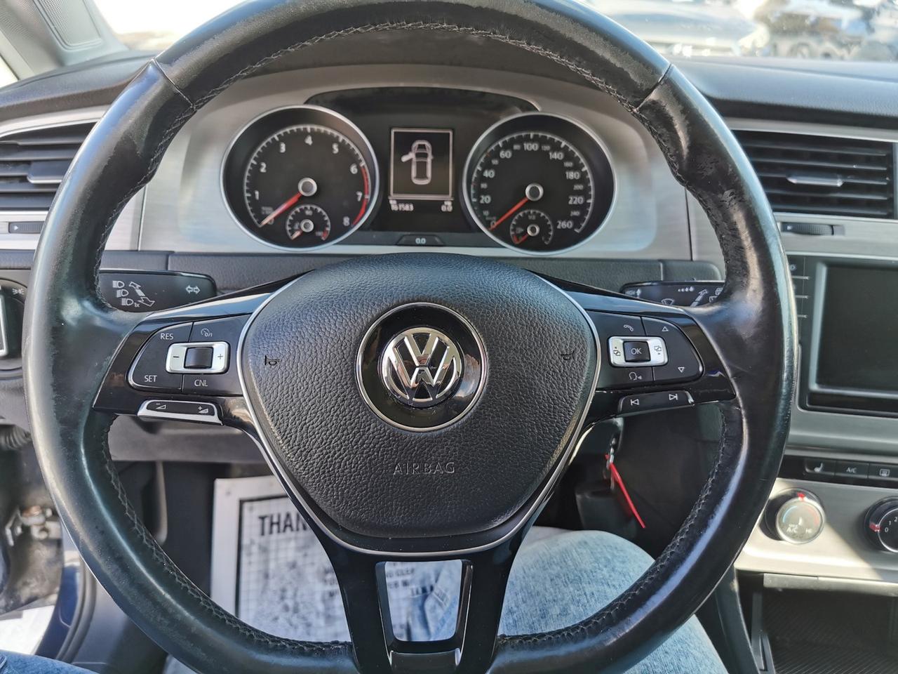 2016 Volkswagen Golf COMFORTLINE Photo