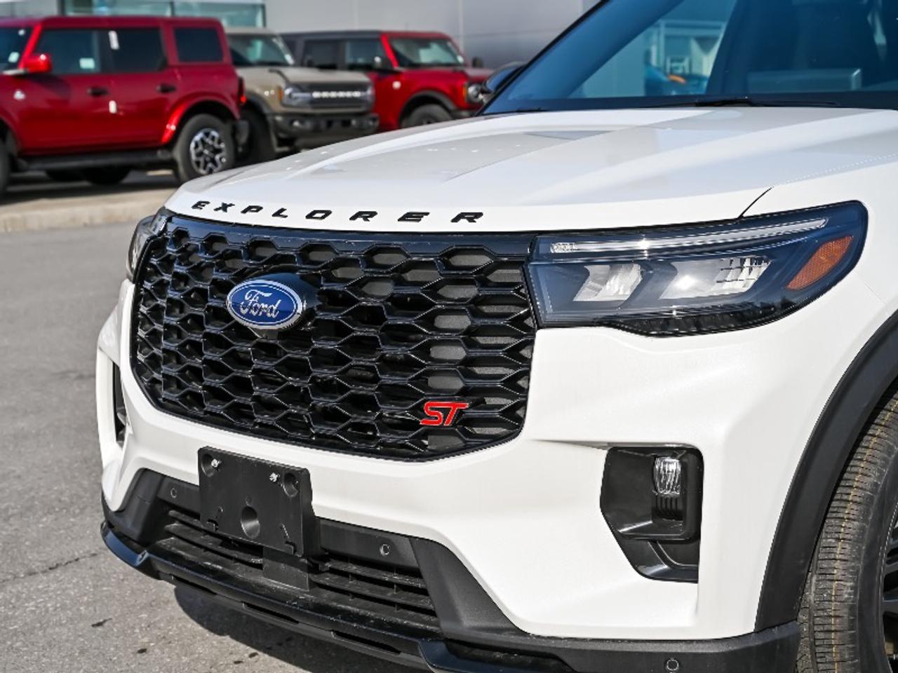 2026 Ford Explorer ST Photo