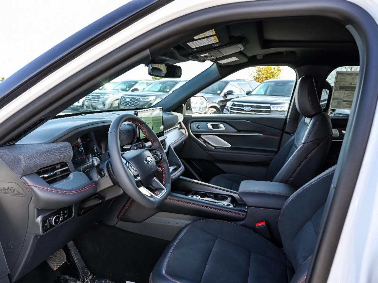 2026 Ford Explorer ST Photo