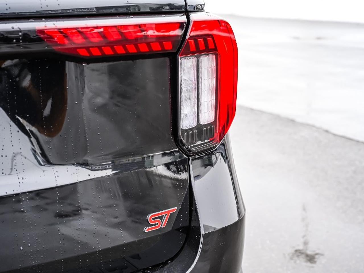 2026 Ford Explorer ST Photo