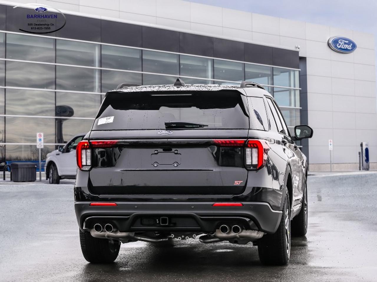 2026 Ford Explorer ST Photo2