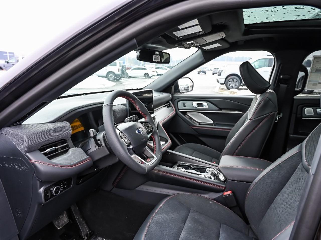 2026 Ford Explorer ST Photo