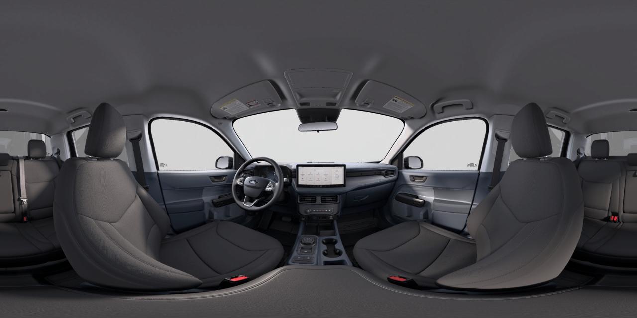 2025 Ford Maverick XLT Photo