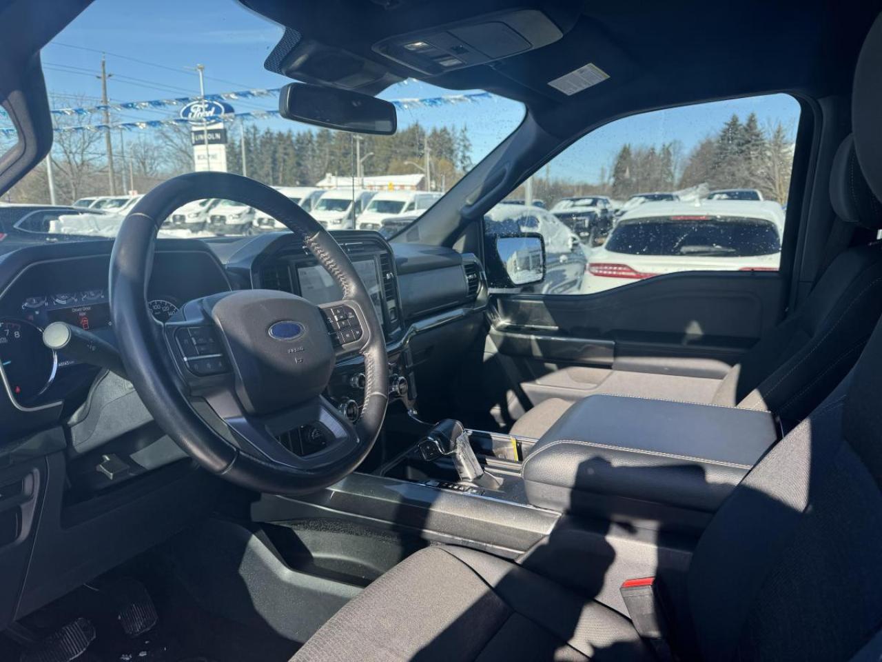 2021 Ford F-150 XLT Photo