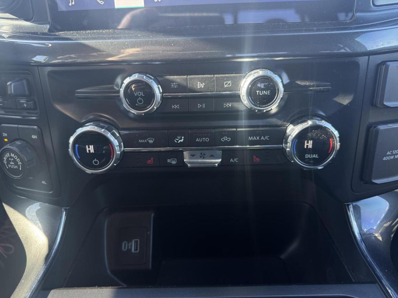 2021 Ford F-150 XLT Photo