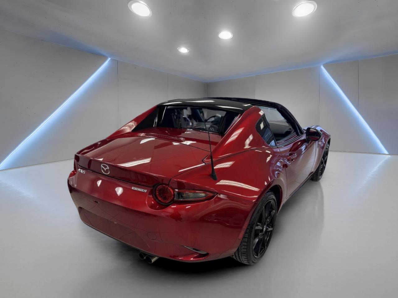 2022 Mazda Miata MX-5 RF GS-P Photo