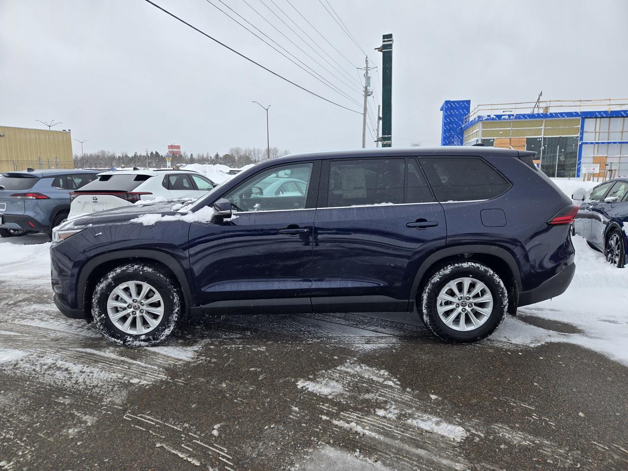 2026 Toyota Grand Highlander XLE Photo1