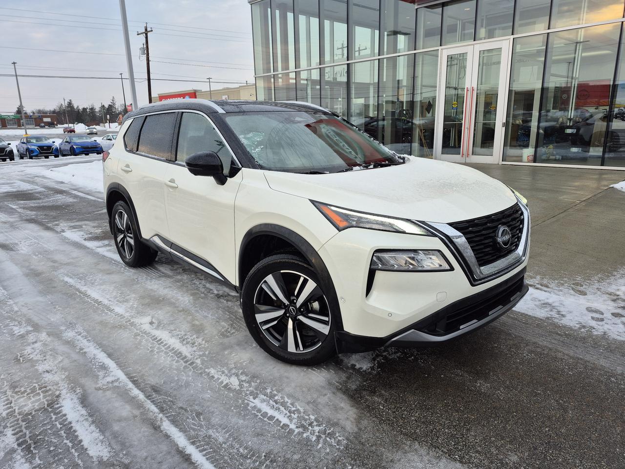 2023 Nissan Rogue SL AWD LEATHER, NAVIGATION, PANORAMIC MOONROOF Photo0