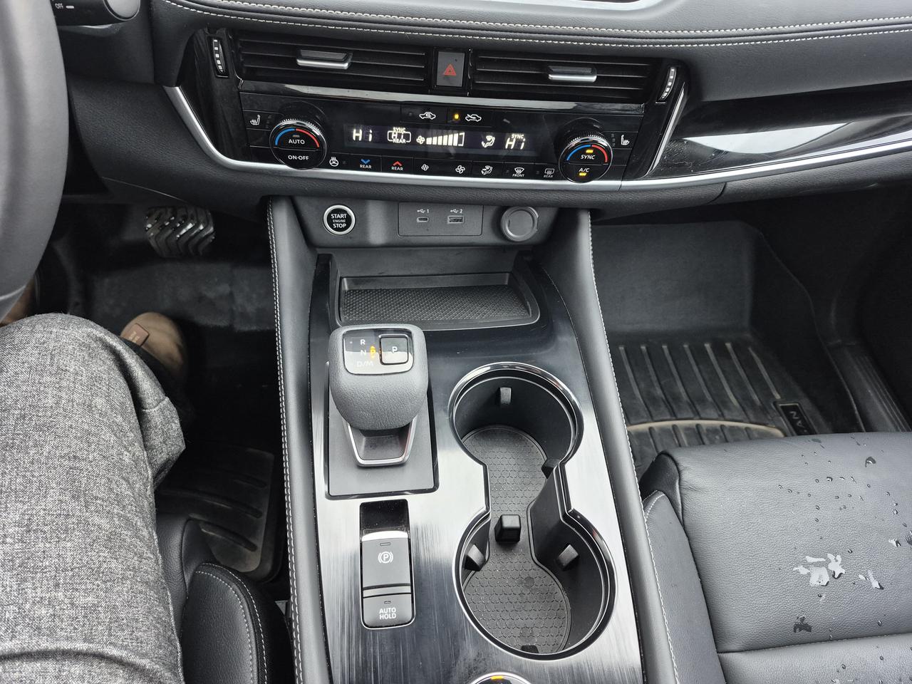 2023 Nissan Rogue SL AWD LEATHER, NAVIGATION, PANORAMIC MOONROOF Photo