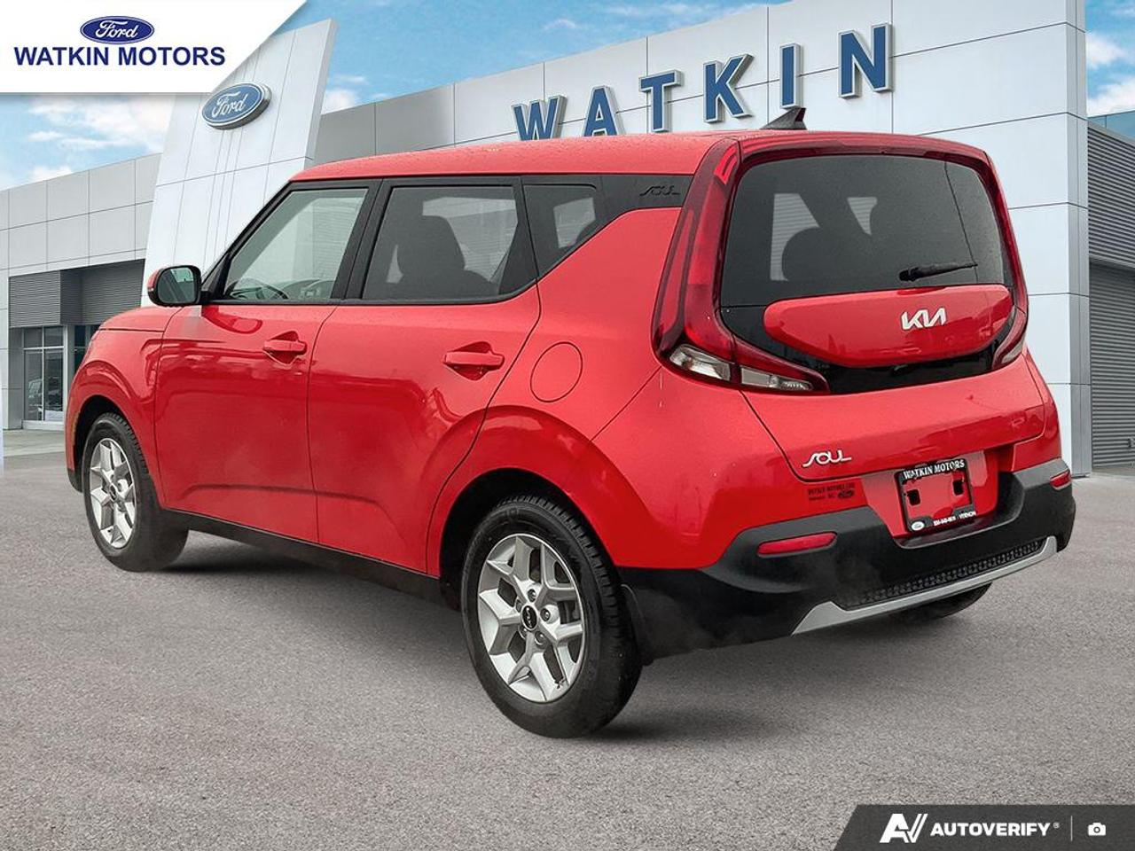 2022 Kia Soul EX Photo2