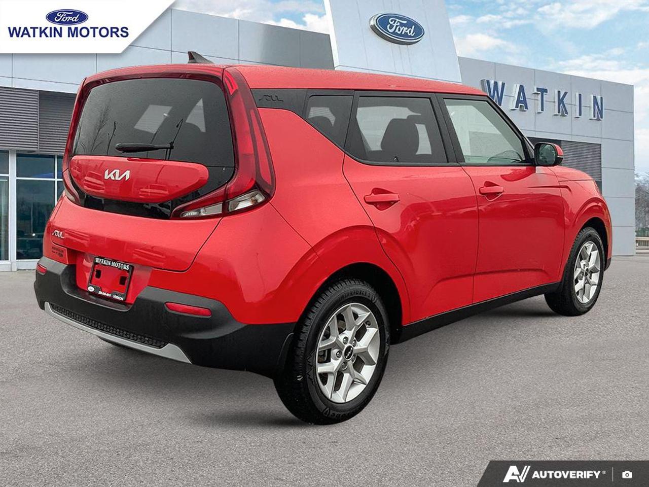 2022 Kia Soul EX Photo4