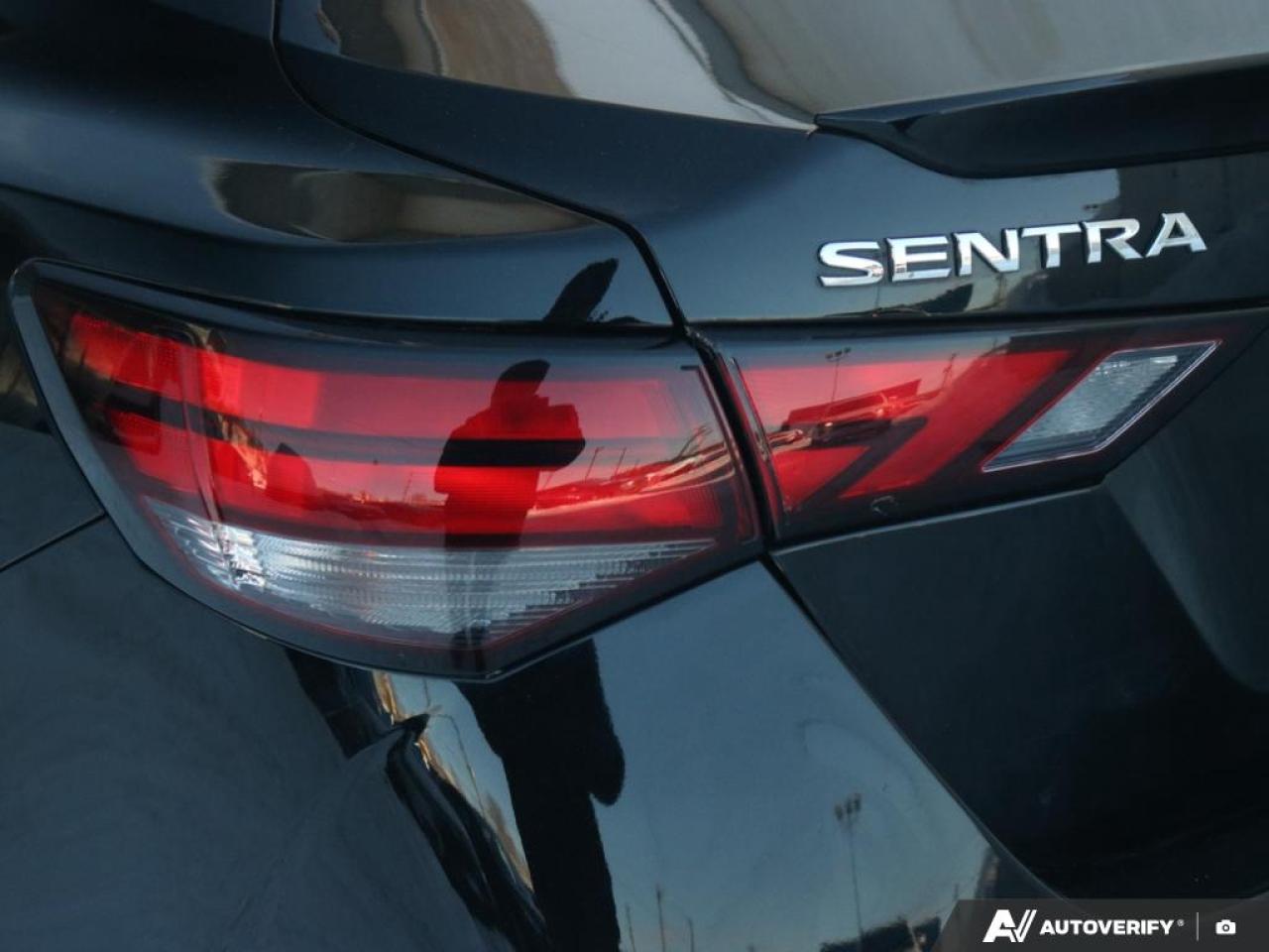 2021 Nissan Sentra SR Photo