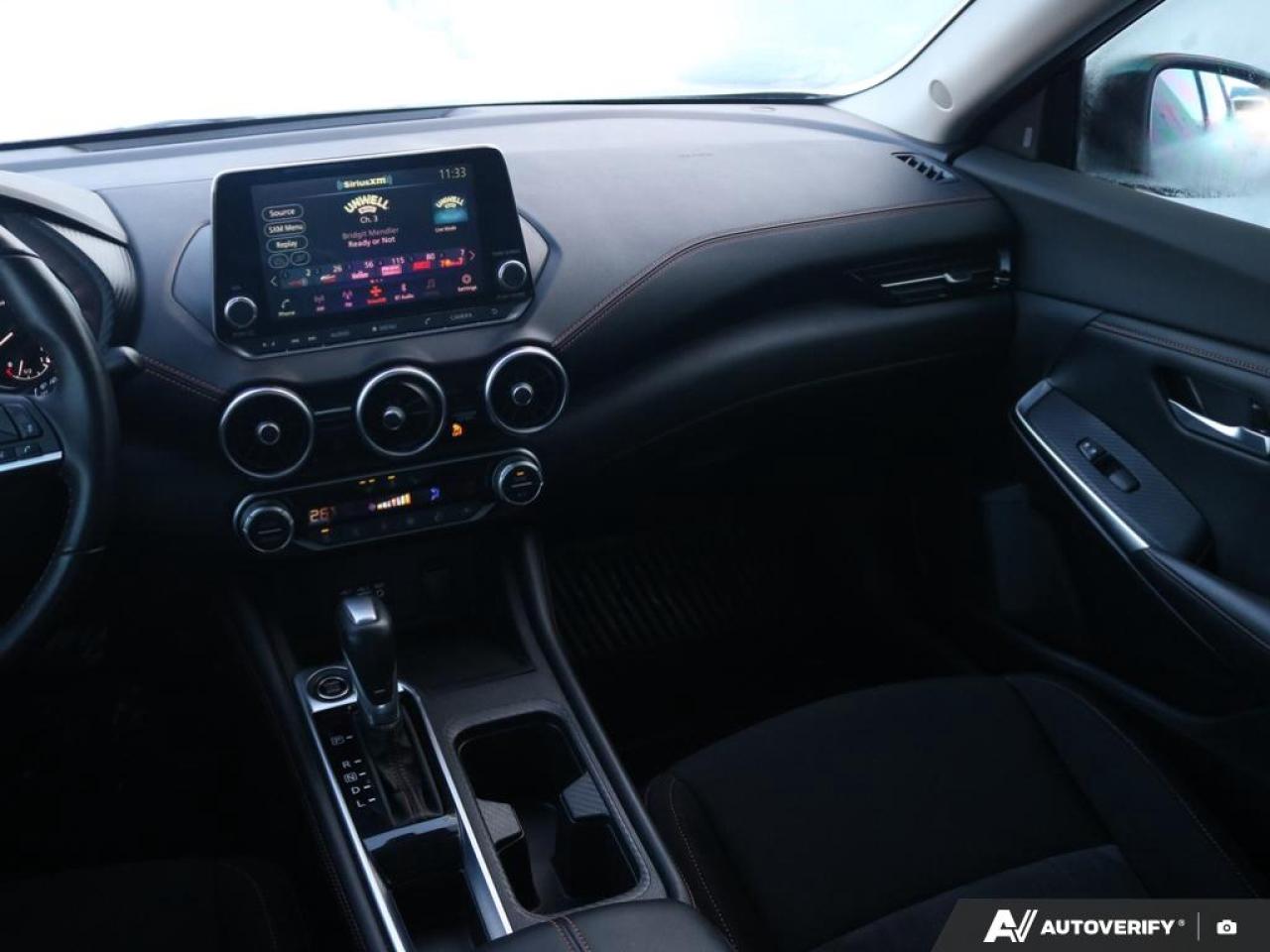 2021 Nissan Sentra SR Photo