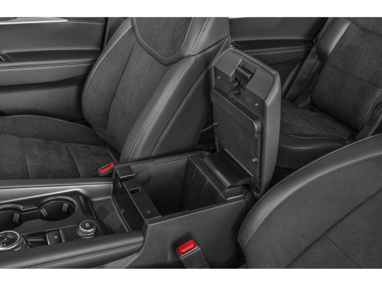 2026 Ford Explorer TREMOR 4WD Photo