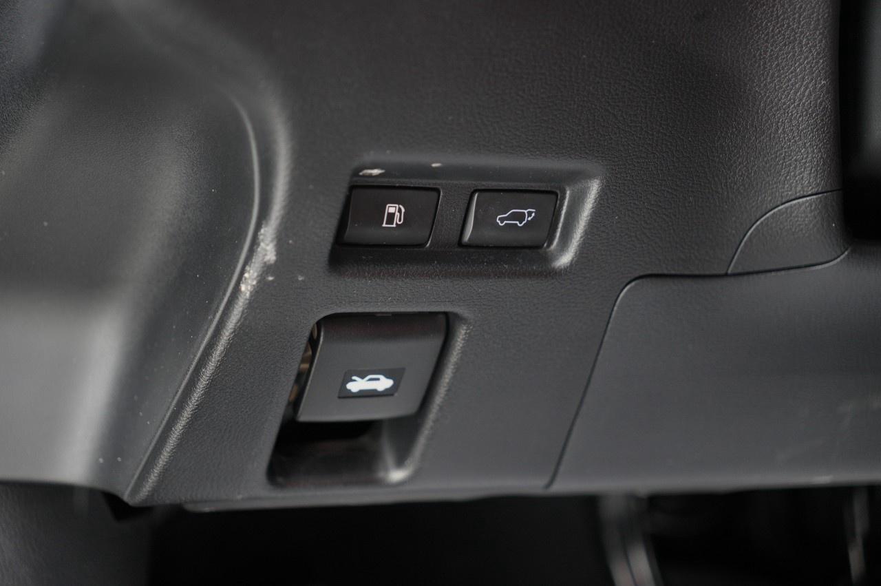 2023 Lexus UX CVT Photo