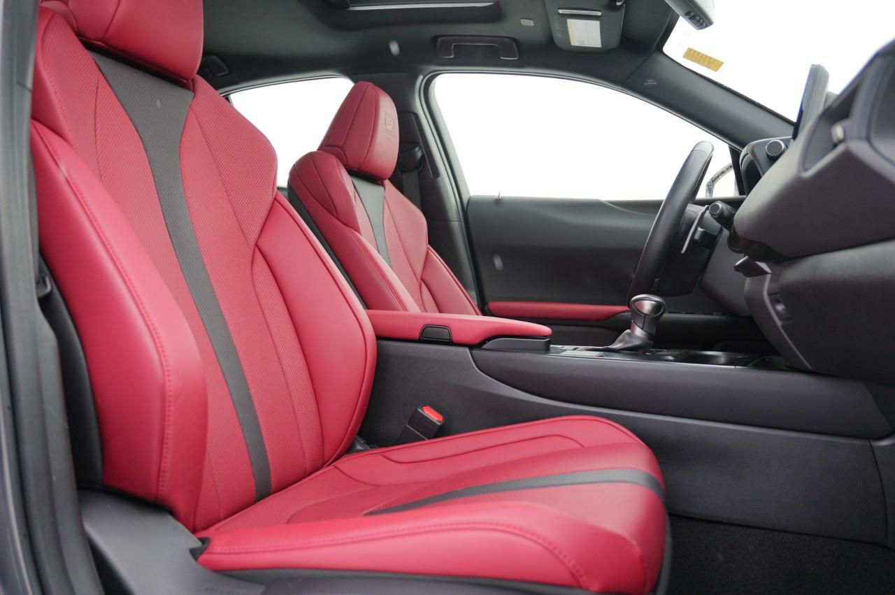 2023 Lexus UX CVT Photo