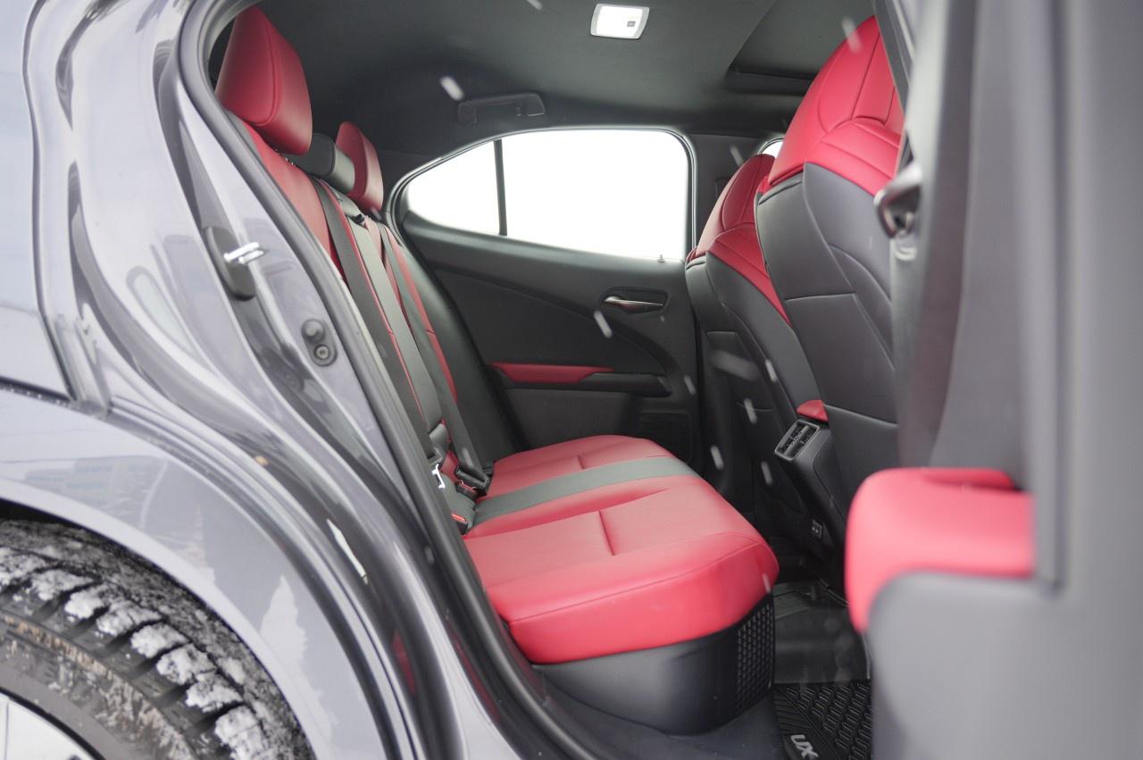 2023 Lexus UX CVT Photo