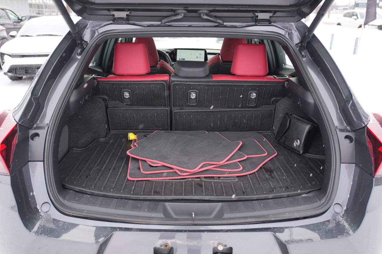 2023 Lexus UX CVT Photo