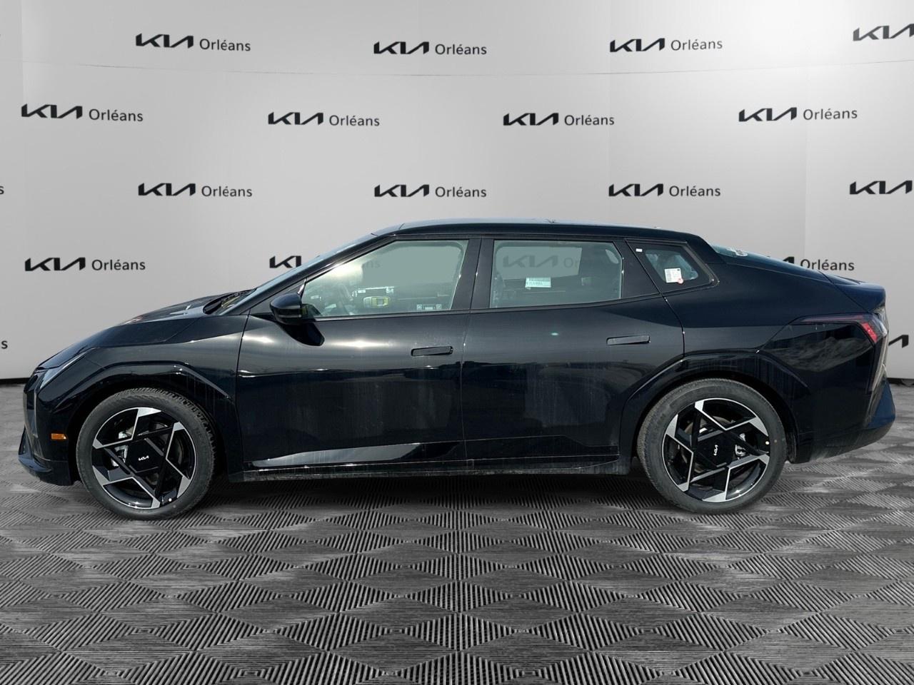 2026 Kia EV4 GT-Line FWD Photo3