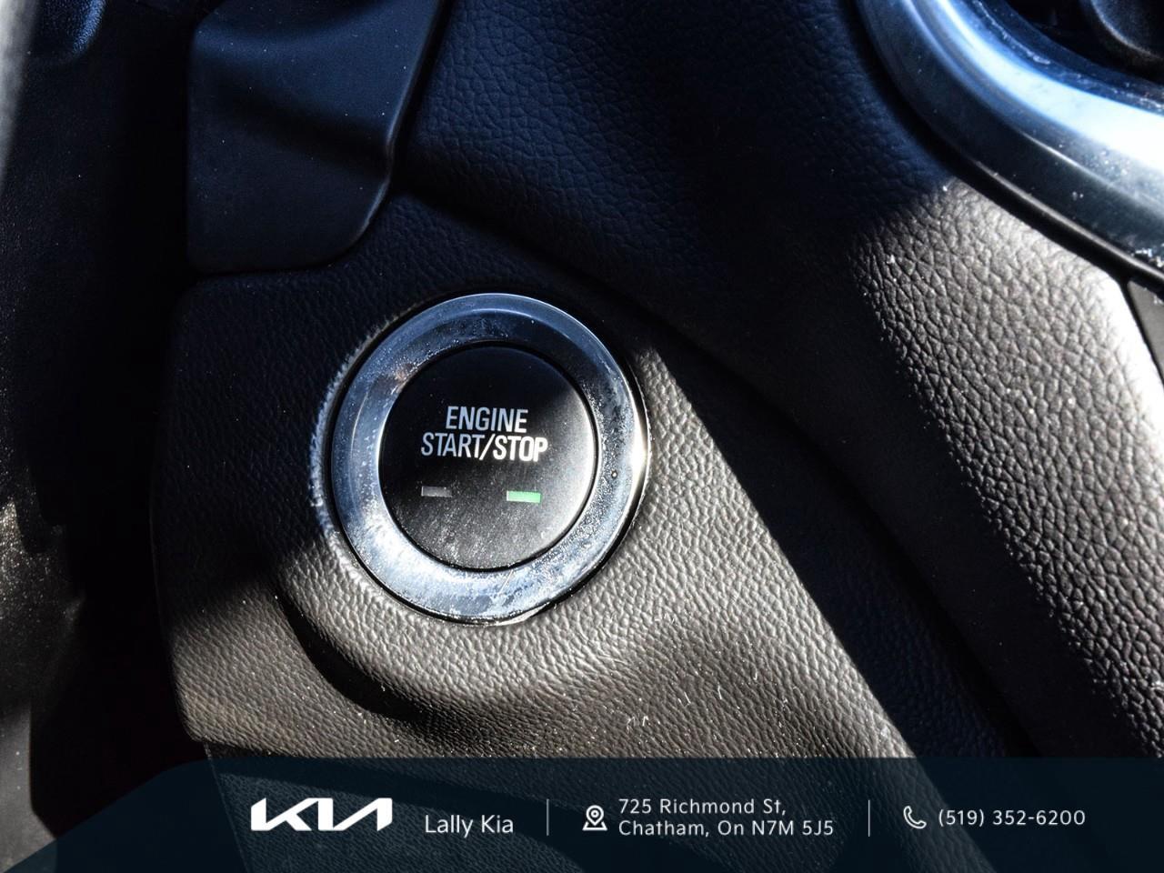 2021 Chevrolet Equinox LT New Arrival | Local Trade | Clean CarFax | Low KMs Photo