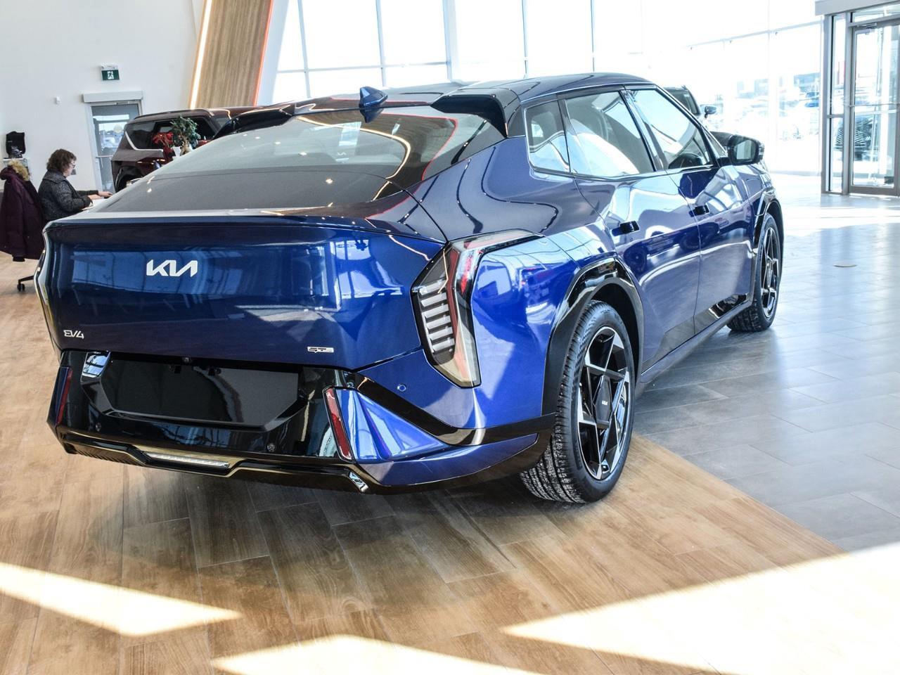 2026 Kia EV4 GT-LINE Photo3