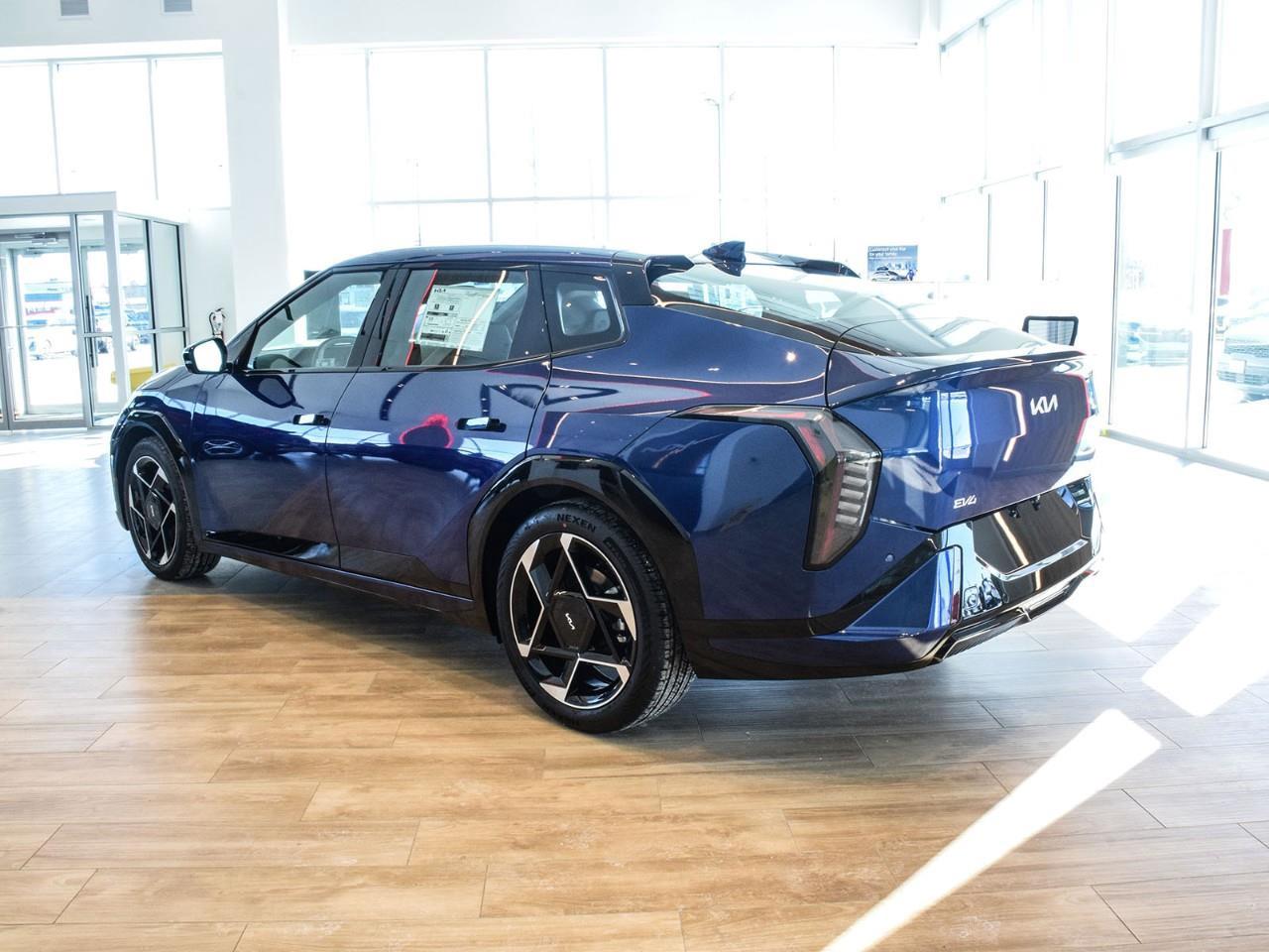 2026 Kia EV4 GT-LINE Photo