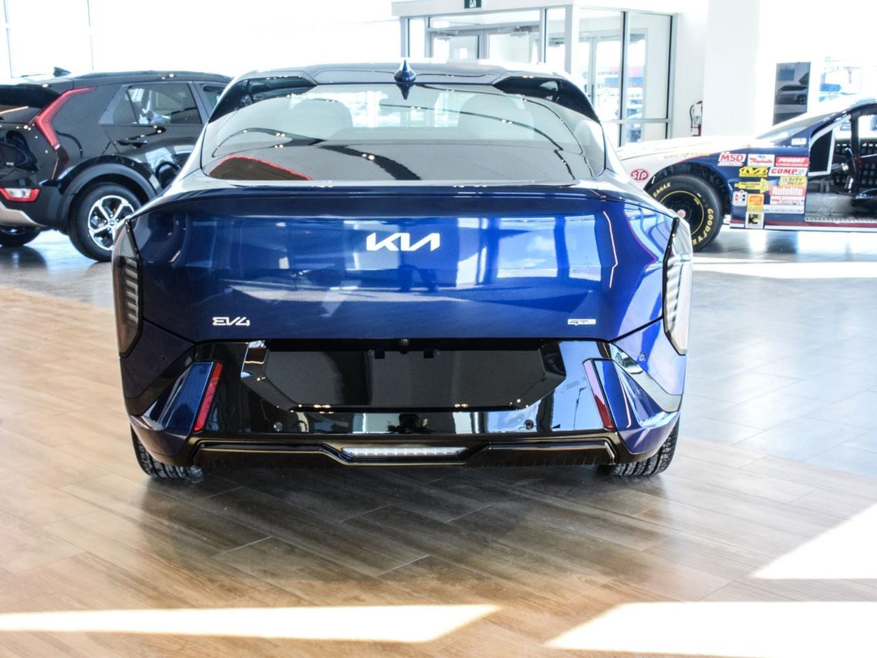 2026 Kia EV4 GT-LINE Photo2