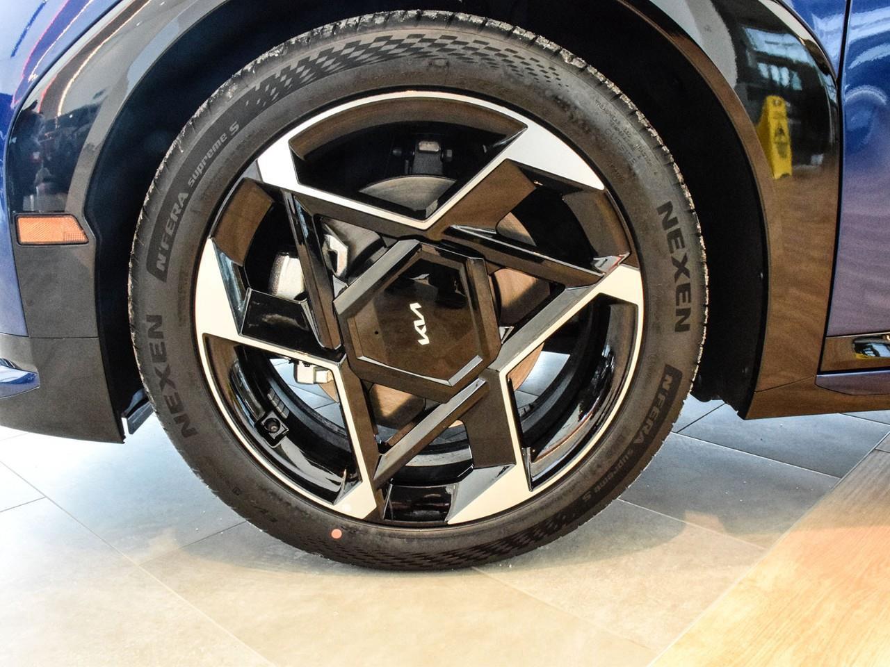 2026 Kia EV4 GT-LINE Photo